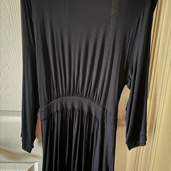 Simply Vera wrap black robe size L with tags - Picture 3 of 4